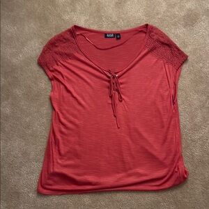 ana Women's Lace Accent top